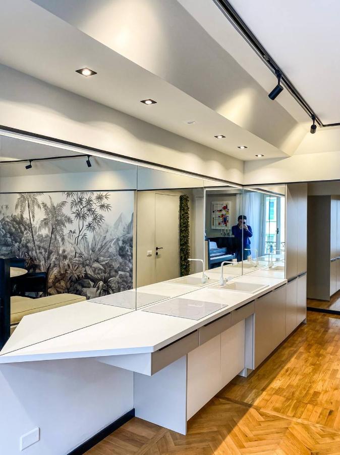Exclusive Top Floor 2-Bedroom Flat ミラノ エクステリア 写真