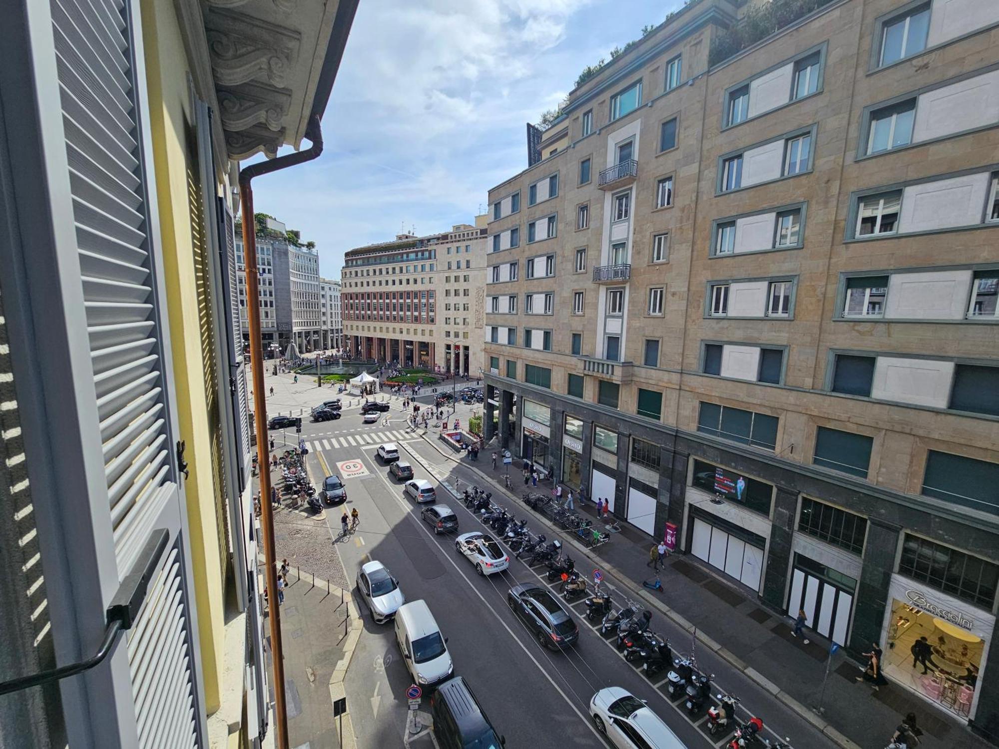 Exclusive Top Floor 2-Bedroom Flat ミラノ エクステリア 写真