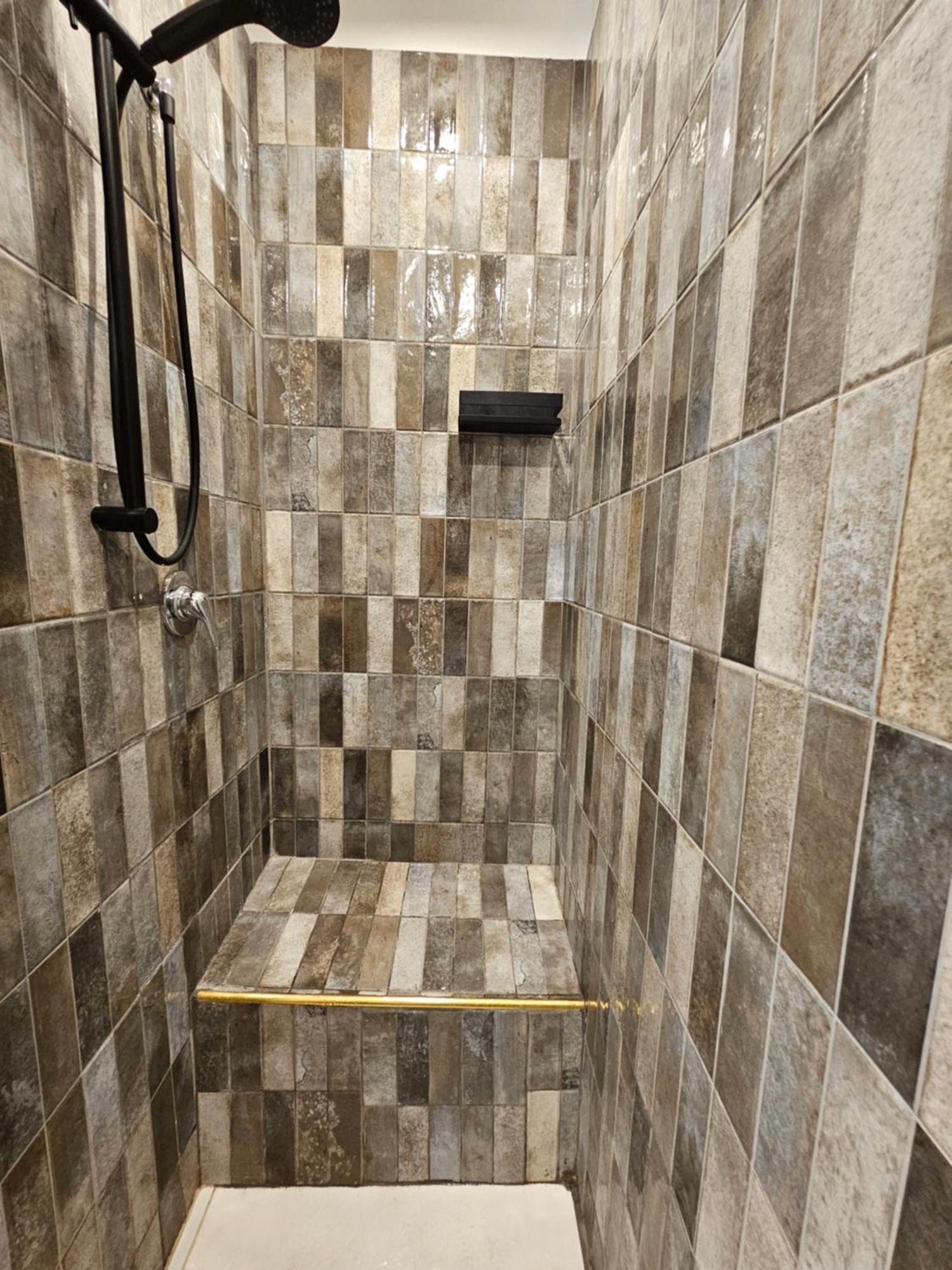 Exclusive Top Floor 2-Bedroom Flat ミラノ エクステリア 写真