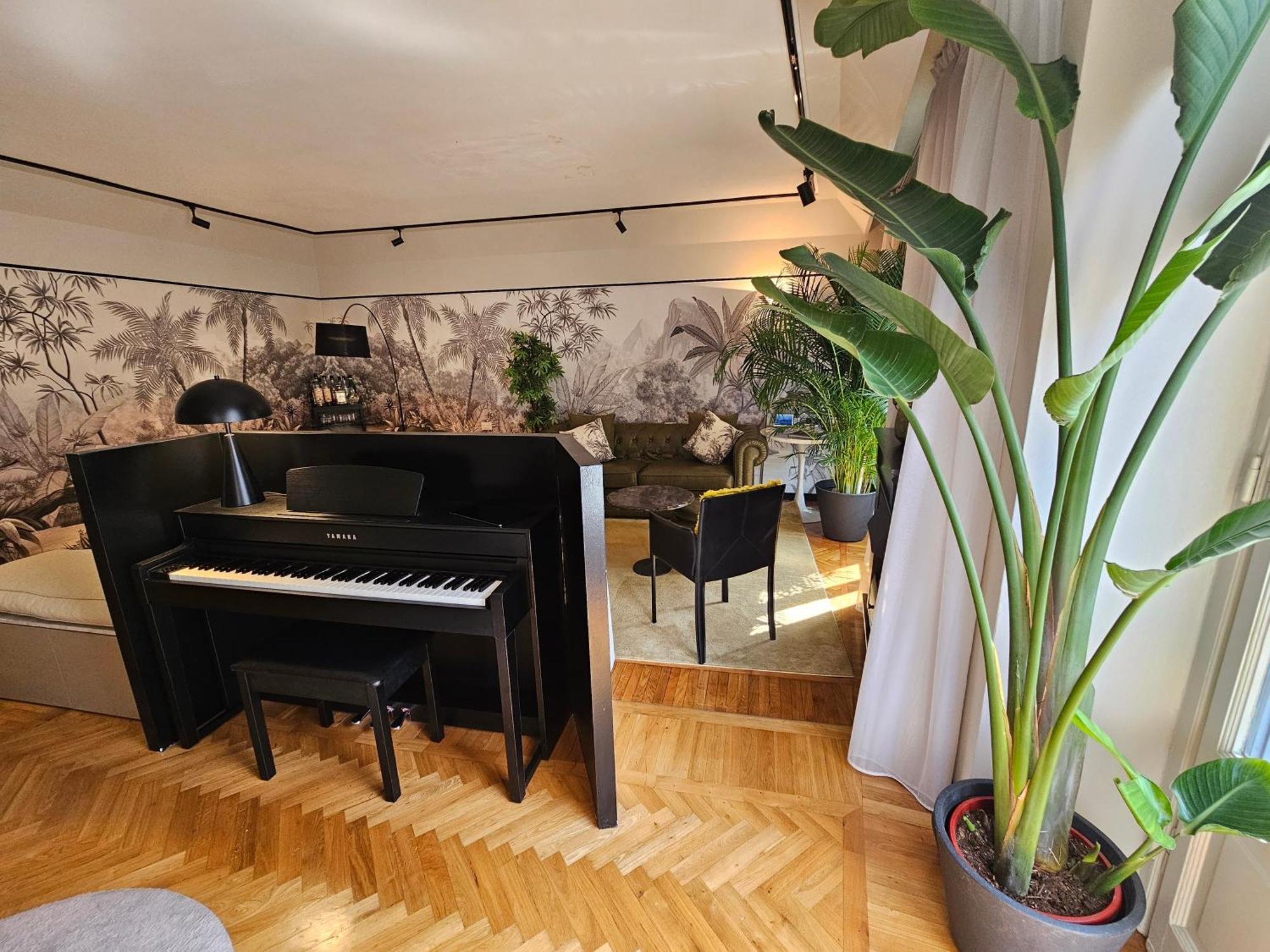 Exclusive Top Floor 2-Bedroom Flat ミラノ エクステリア 写真